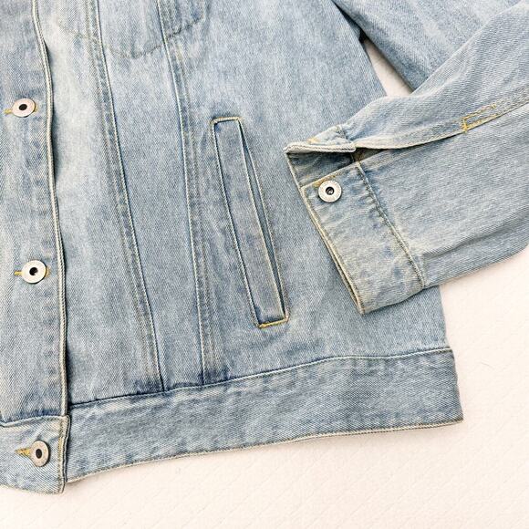 Levi's Light Wash Denim Jeans Zipper Button Down Jacket Size 1X - Picture 4 of 8